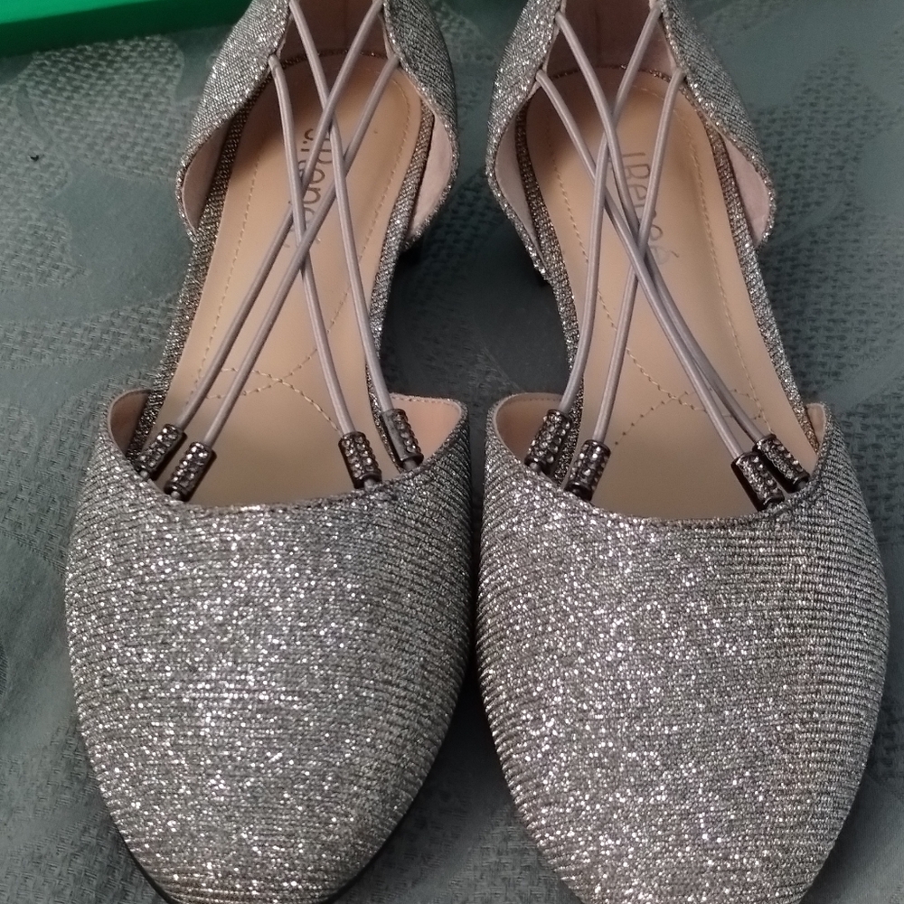 J.Renee Charlotte Glitter pumps in pewter size 8.5
